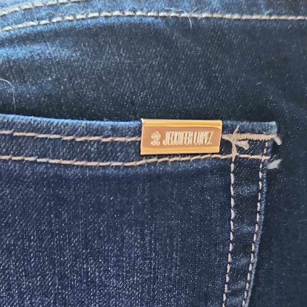 Jennifer Lopez Women's Blue Jeans - Picture 3 of 4